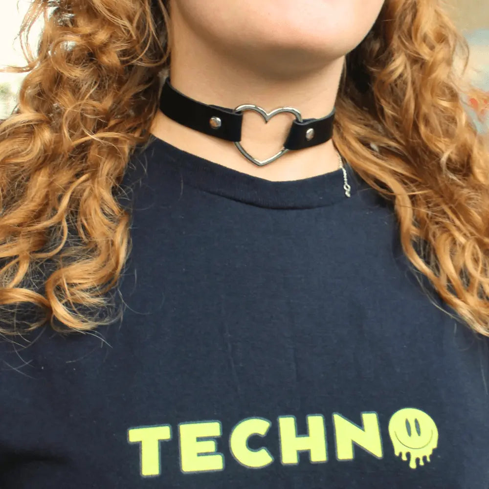 Heartbeat Choker – Stylisches Accessoire mit Herzdetail