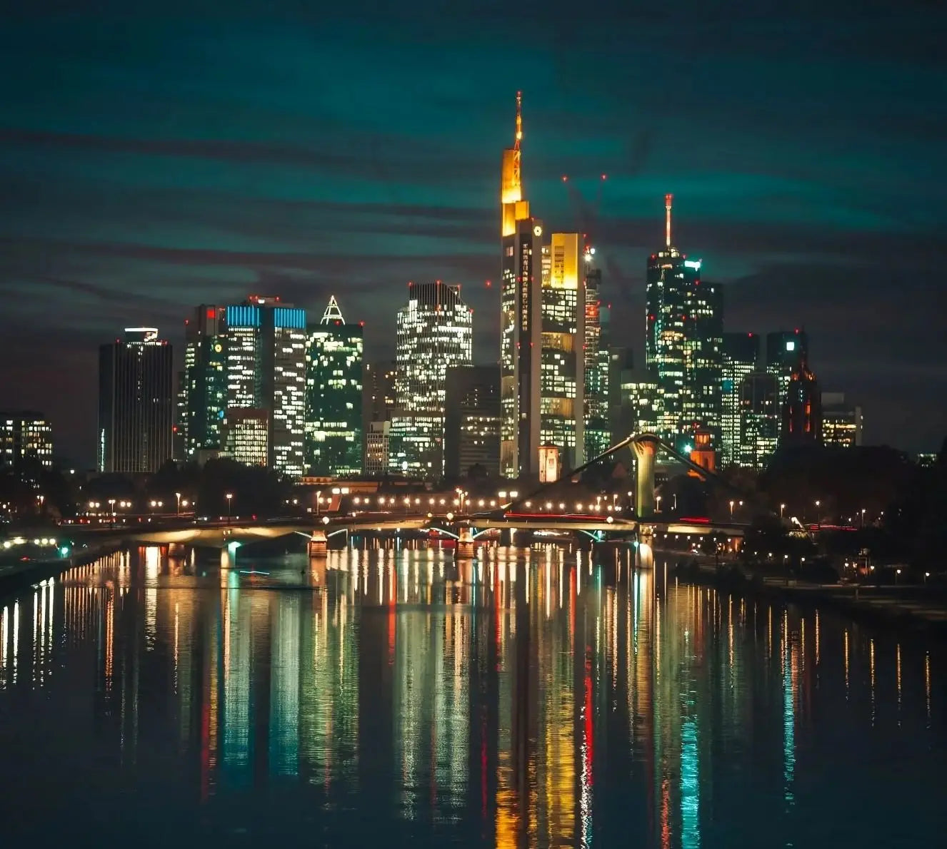 Top 7 Beste Techno Clubs in Frankfurt: Ein Insider-Guide für 2024