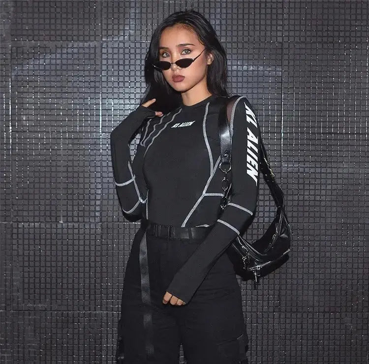 Techno & Rave Kleidung Damen – Stylische Outfits für Raves – Techno ...