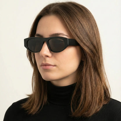 Shadow Curve Shades – Schwarze Sleek Techno Brille