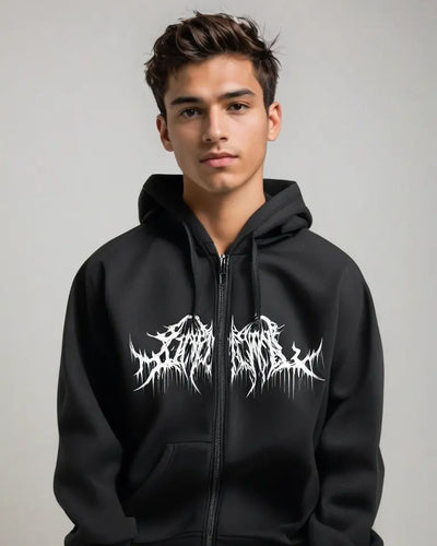 Schwarzer Gothic Rave Unisex Hoodie mit weißem Print, Vorderansicht am Model
