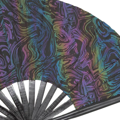 Chromatic Dancewave Rave-Fächer, Detail des schimmernden Wellenmusters