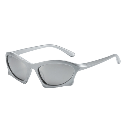 Silberne ElectroVision Rave Brille mit verspiegelten Gläsern, Schrägansicht