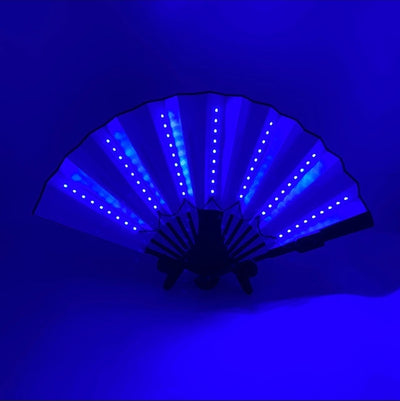 Leuchtender LED Fächer in Blau, Vorderansicht