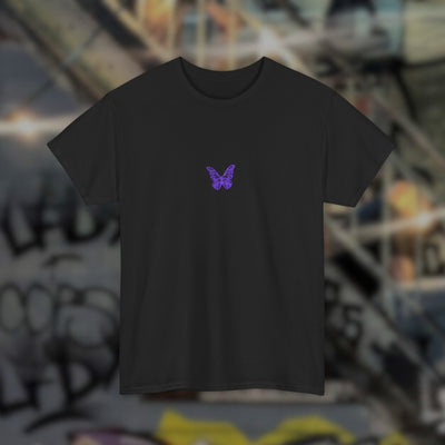 Schwarzes Techno Butterfly T-Shirt mit kleinem lila Schmetterling, Vorderansicht