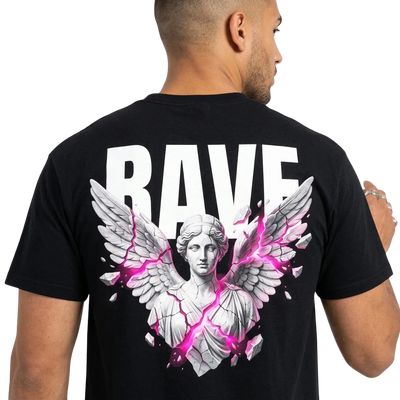 Schwarzes Rave Angel Heavy Cotton T-Shirt, Detail Rückenprint am Model