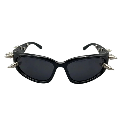 Schwarze Spiked Techno Brille mit silbernen Spikes, Vorderansicht
