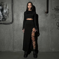 Schwarzes Midnight Lace-Up Set, Ganzkörper-Vorderansicht am Model