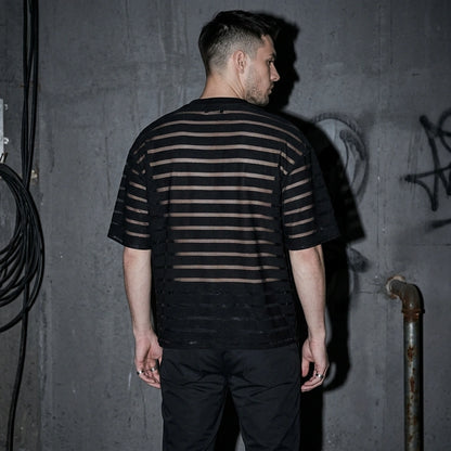 Shadow Veil Herren Shirt mit Transparenten Streifen - Ganzkörper-Aufnahme | Techno Essentials