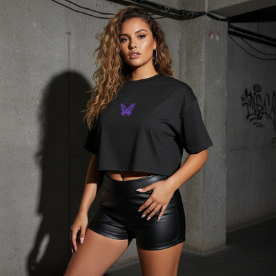 Techno Butterfly Oversize Crop Top - Ganzkörper-Aufnahme | Techno Essentials